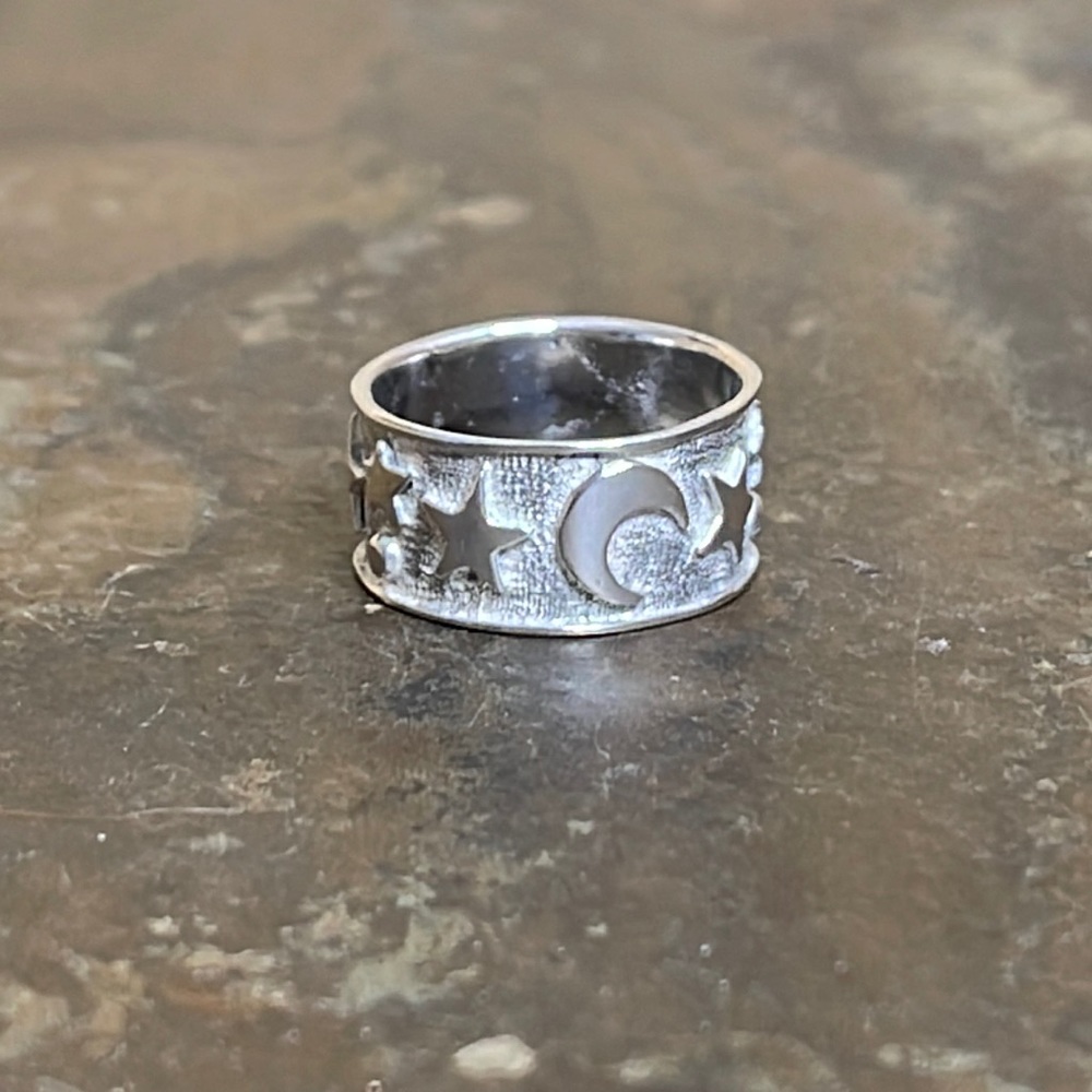 Super Cool Vintage 925 Sterling Silver Celestial Band Ring Sz 5.5